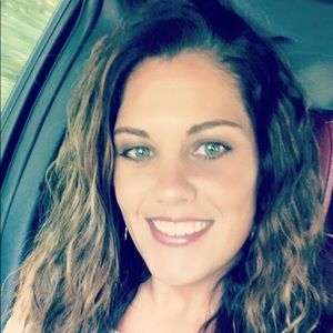 Meet your Posher, Mandy